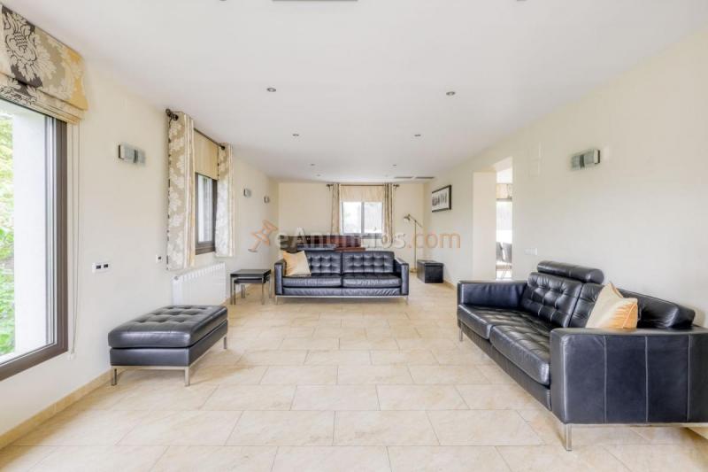 Adosado en venta en  Viladecavalls