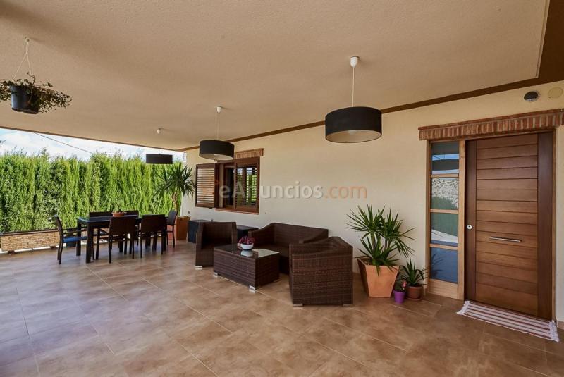 Adosado en venta en  Castilléjar