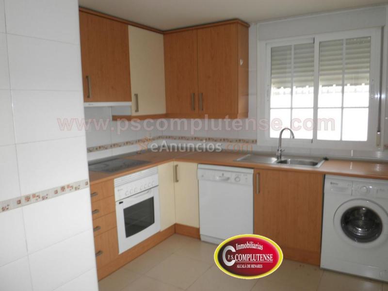 Casa en venta en  Loeches