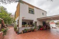 Adosado en venta en  Puerto de la Torre, Málaga