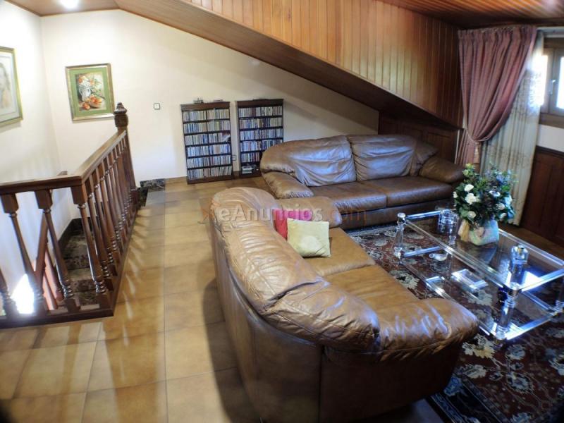 Adosado en venta en  Hamburgo, Elviña - A Zapateira, A Coruña