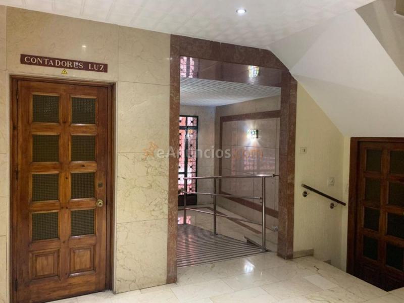 Apartamento en venta en  Parque de Nicolás Salmerón, Almería, Centro, Almería