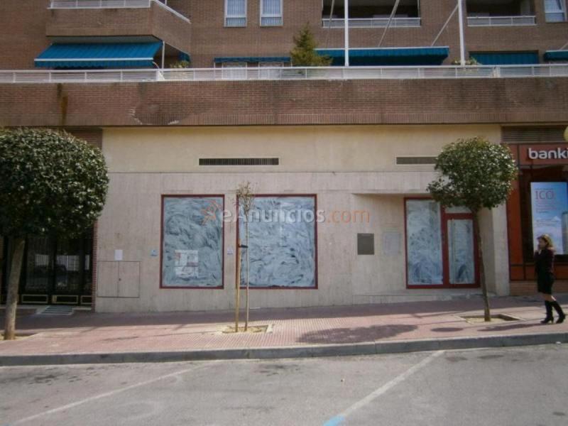 Local Comercial en venta en  Maria de Zayas, Centro, Arganda