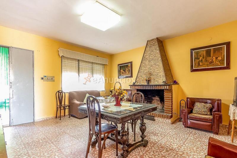 Adosado en venta en  Don Benito