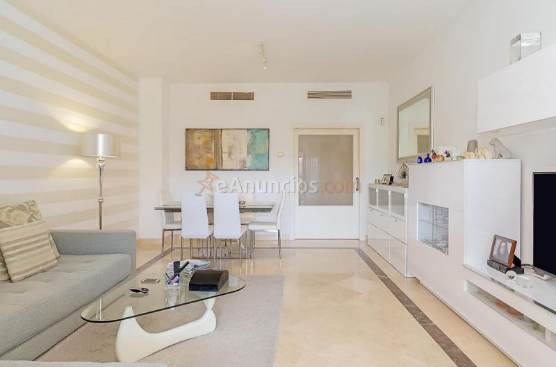 Apartamento en venta en  Los Flamingos, Benahavís