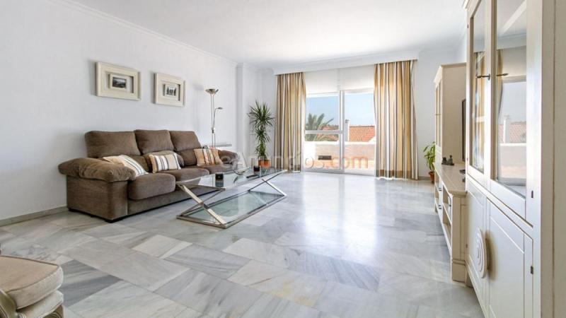 Apartamento en venta en  Nueva Andalucía, Marbella