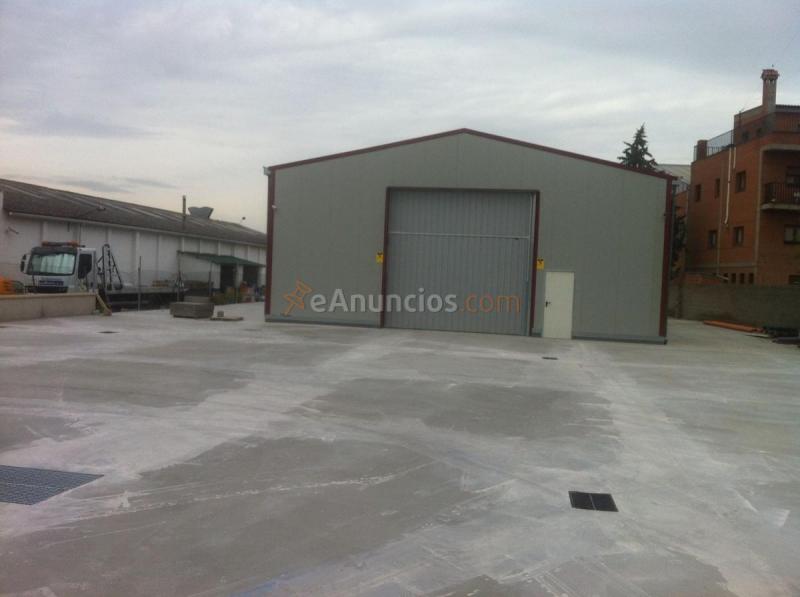 Edificio en alquiler en  La Garena, Alcalá de Henares