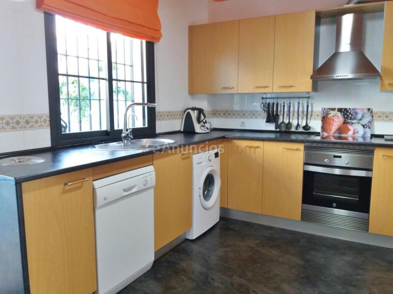 Casa en venta en Calle Pepa Flores González, Lo Cea - Los Cortijos, Rincón de la Victoria