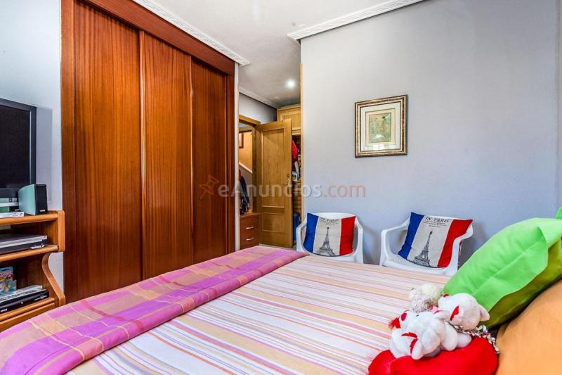 Adosado en venta en  Serranillos del Valle