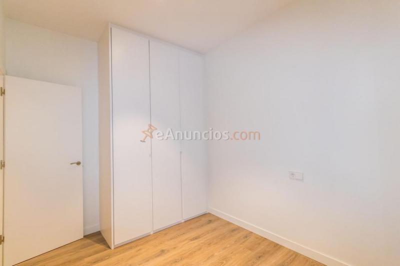 Apartamento en venta en Calle 17 de Agosto, Centro, Gijón