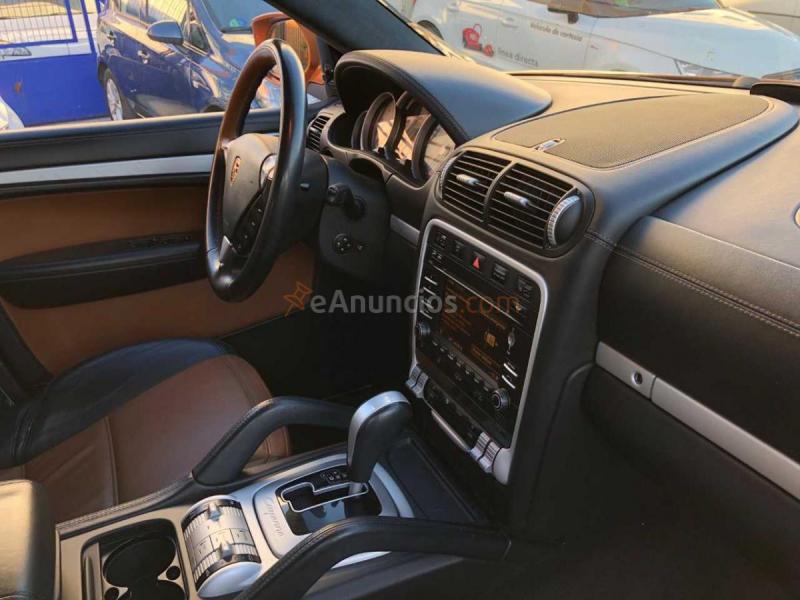 Porsche Cayenne turbo s 