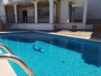 Adosado en venta en  Puerto de la Torre, Málaga