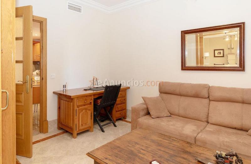 Adosado en venta en  Las Chapas-El Rosario, Marbella