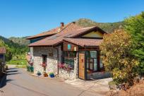 Adosado en venta en  Cangas de Onís