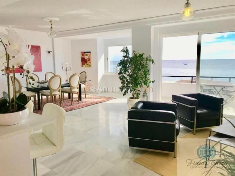 Apartamento en venta en Paseo Marítimo Rey de España, Playa de los Boliches, Fuengirola