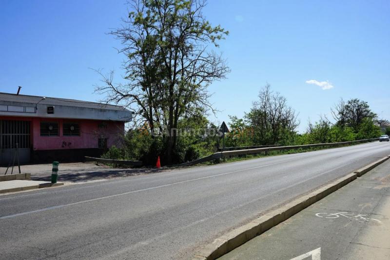 Local Comercial en venta en Calle Desvío Carretera, Requena