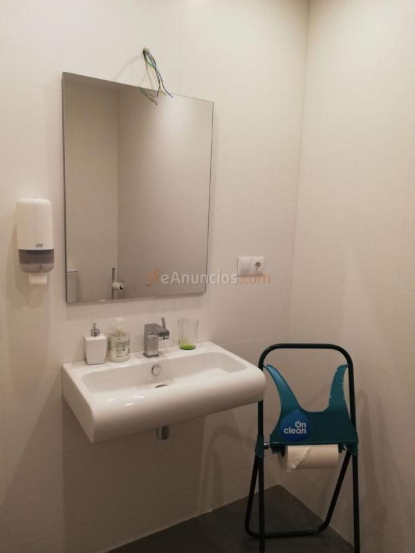 Local Comercial en alquiler en  Carretera de Cádiz, Málaga