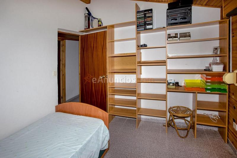 Adosado en venta en  Fuentes de Valdepero