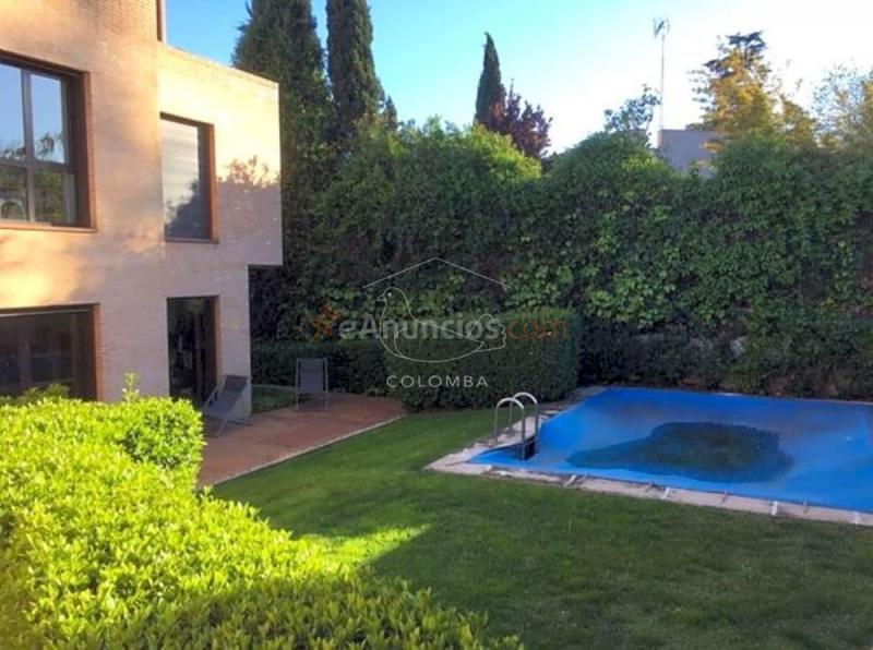 Adosado en alquiler en  Hortaleza, Madrid