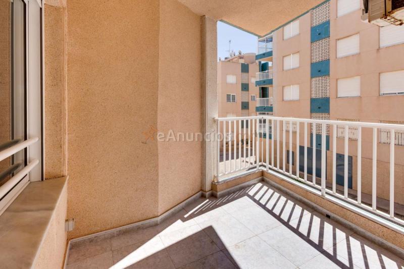 Apartamento en venta en  San Sebastian, La Mata, Torrevieja