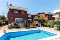 Adosado en venta en  Esparreguera