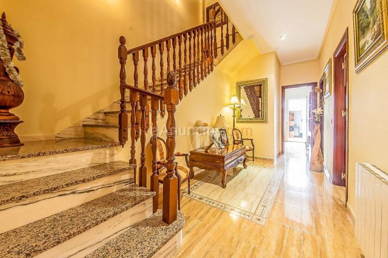 Adosado en venta en  Lupion