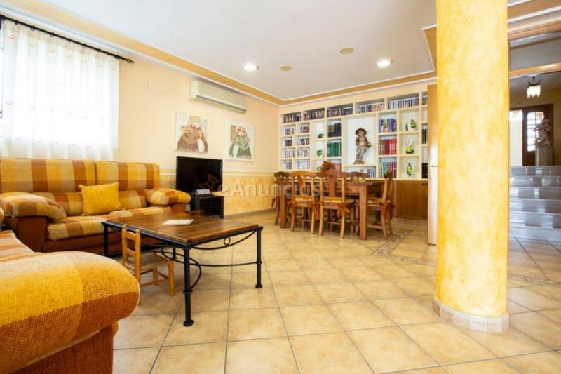 Adosado en venta en  Zona El Vedat-Santa Apolonia, Torrent