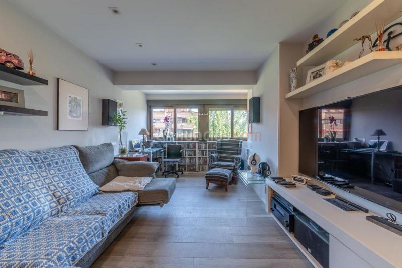 Apartamento en venta en Calle del Camino de los Vinateros, Moratalaz, Madrid