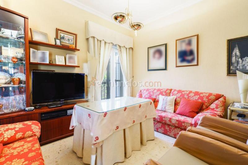 Adosado en venta en  Valencina de la Concepcion