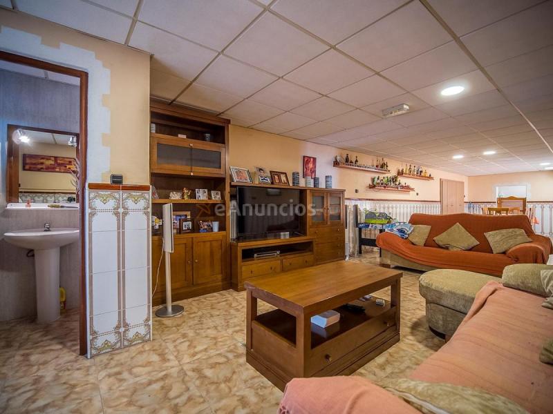 Adosado en venta en  Albatera