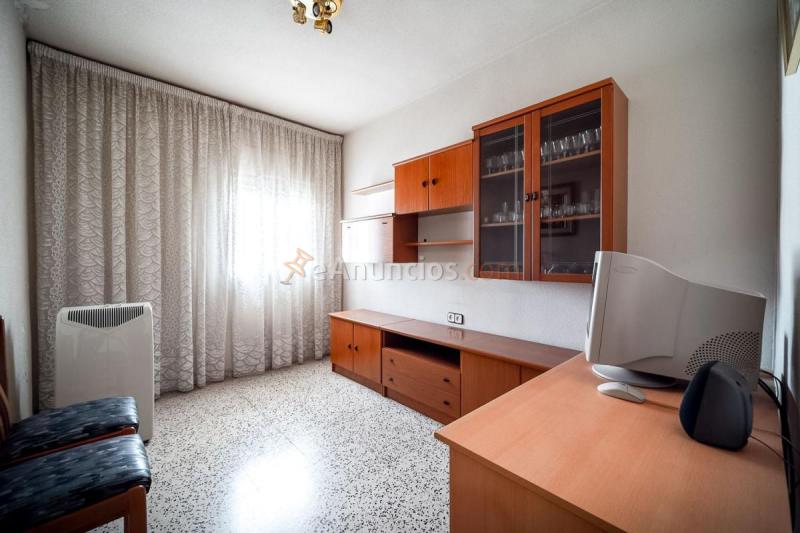 Apartamento en venta en  Yunquera de Henares