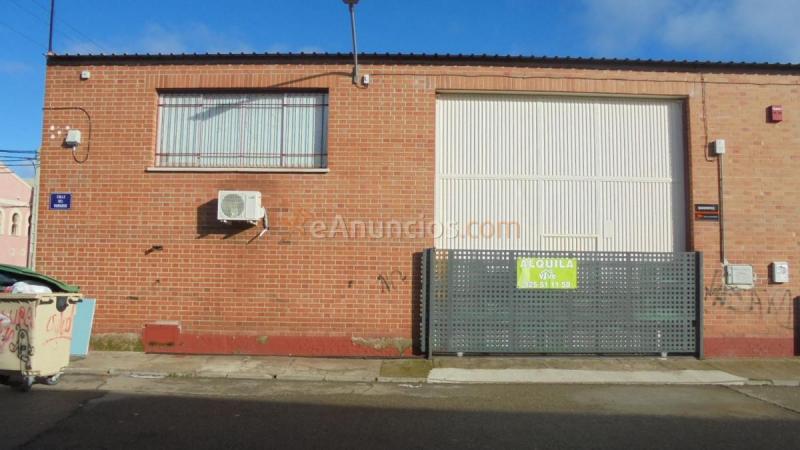 Edificio en alquiler en Calle Vanadio, B Estación - Cruz Roja, Illescas