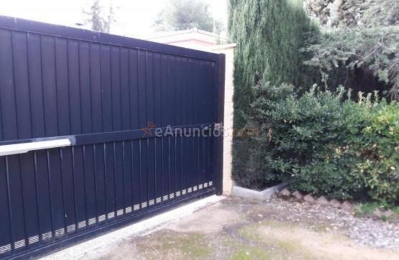 Adosado en venta en  Canales, Albolote