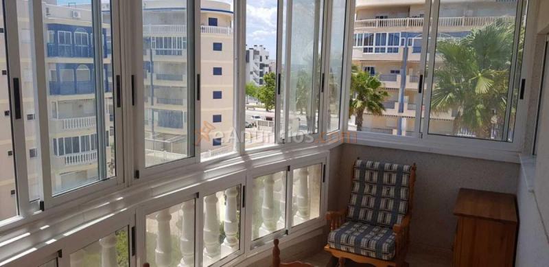 Apartamento en alquiler en Avenida Costablanca, Arenales del Sol