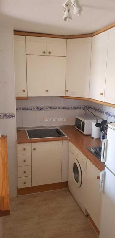 Apartamento en alquiler en Avenida Costablanca, Arenales del Sol