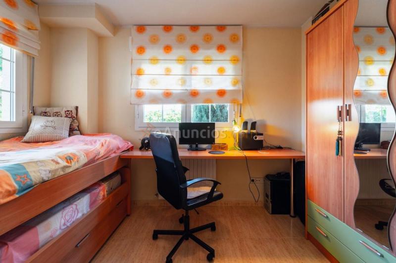 Adosado en venta en  Fontanar