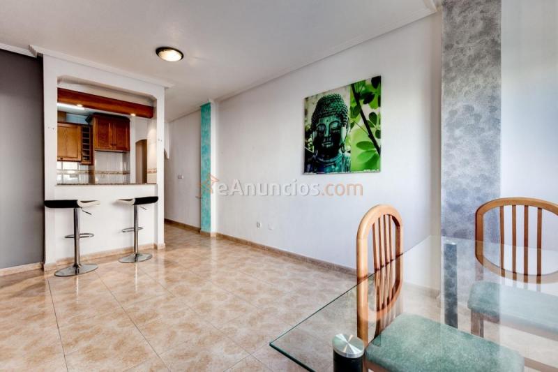 Apartamento en venta en Calle San Policarpo, Torrevieja, Centro, Torrevieja