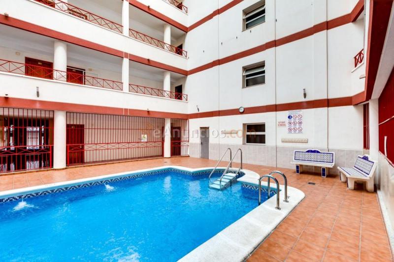 Apartamento en venta en Calle San Policarpo, Torrevieja, Centro, Torrevieja