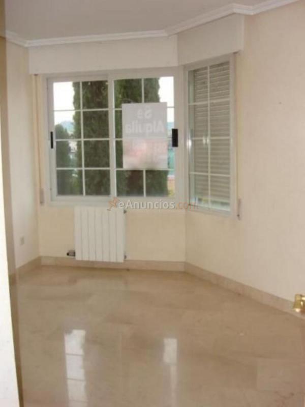 Casa en alquiler en Avenida DEL GOLF, Simancas