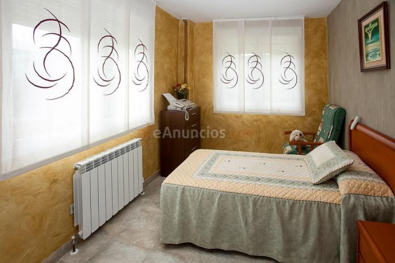 Adosado en venta en  Condado de Treviño