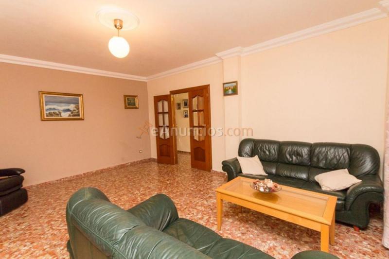 Adosado en venta en  Puerto de la Torre, Málaga