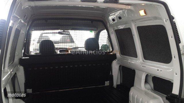 Citroen Berlingo FIRST 1. 6 HDI 75CV de 2008 con 116.200 Km por 4.900 EUR. en Salamanca