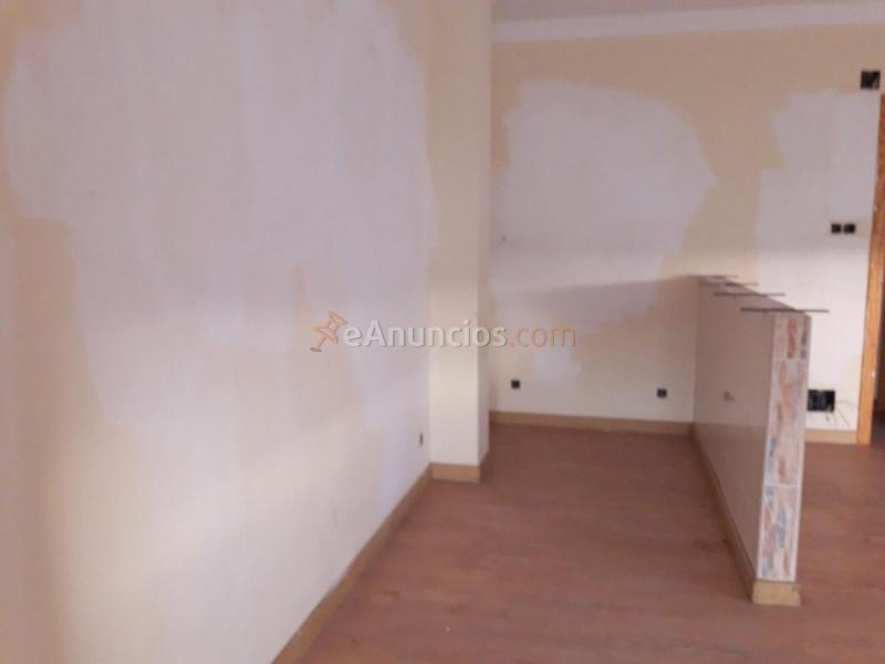Apartamento en venta en Avenida Vivar Téllez, Capuchinos, Vélez-Malaga