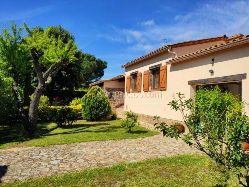 Adosado en venta en Calle Marsella, Cabanyes-Mas Ambrós-Mas Pallí, Calonge