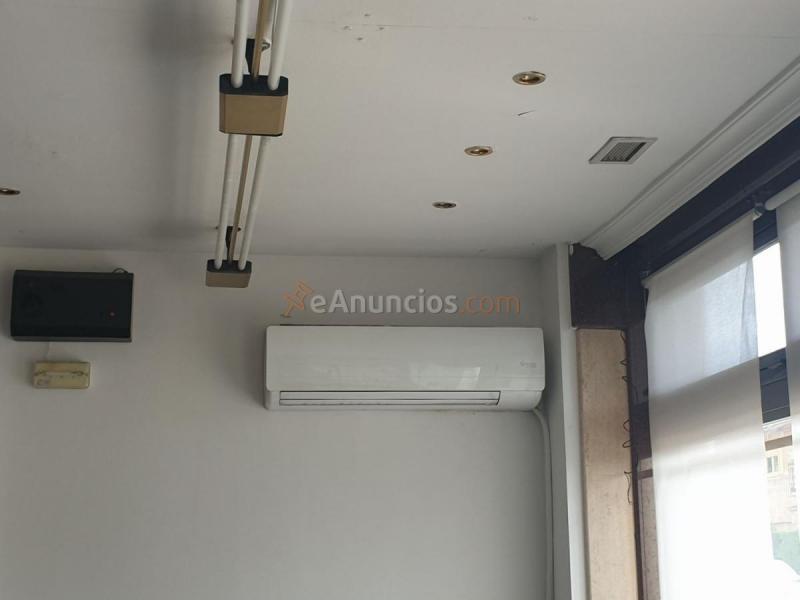 Local Comercial en venta en  Valdepelayo - Montepinos - Arroyo Culebro, Leganés