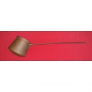 ANTIGUO CAZO CON MANGO DE HIERRO Y CAZO DE COBRE SIGLO XIX