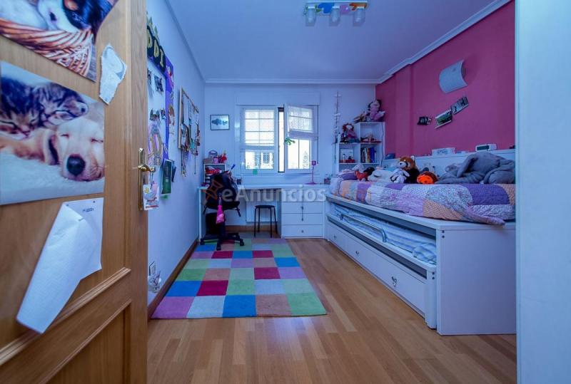 Adosado en venta en  Oión