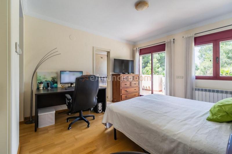 Adosado en venta en  Nueva Andalucía, Marbella