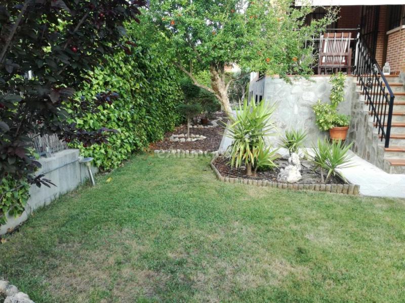 Adosado en venta en  ZORZALES, Olias del Rey