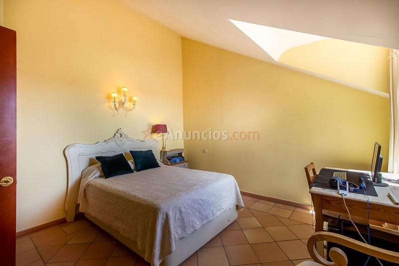 Adosado en venta en  Santa Olalla